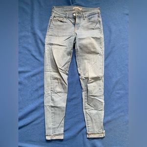 Levi’s 710 jeans